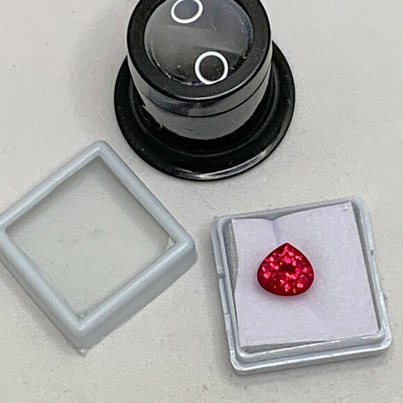 DAZZLING Certified Pear Ruby Gemstone - Picture 3 of 14